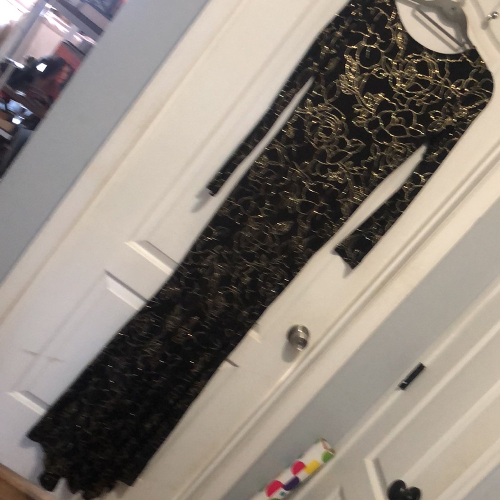 NWOT Body-con Full Length Mermaid Hem Gown, Black & Gold, sz L